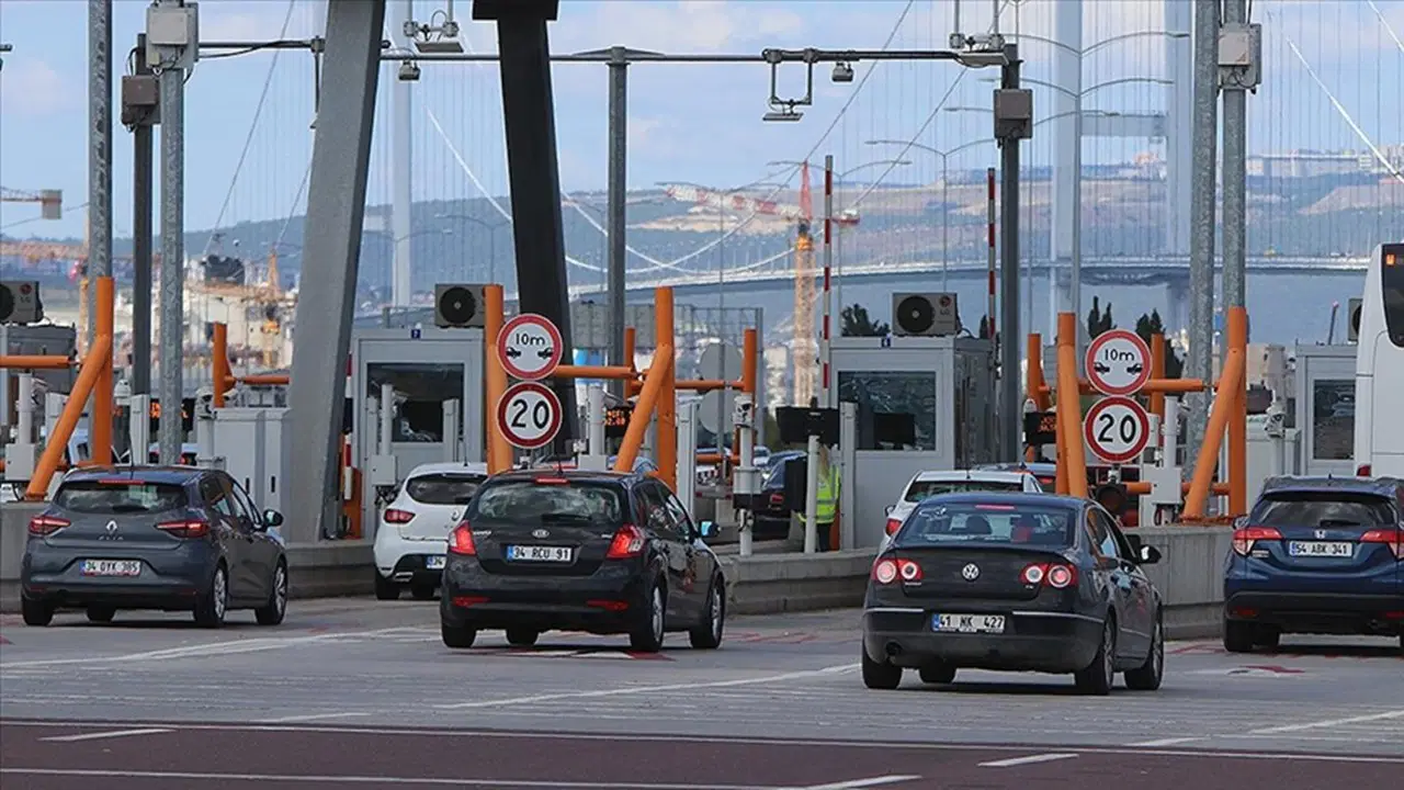 otoyol-ucretlerinde-otomatik-zam-donemi-iste-ayrintilar-6qXC38vG.jpg