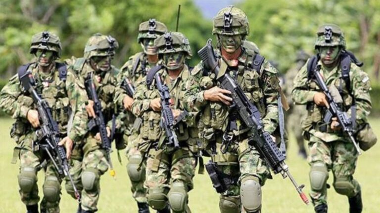 34 asker isyancilar tarafindan kacirildi bir ulke daha kaosa surukleniyor CvXXtUBj