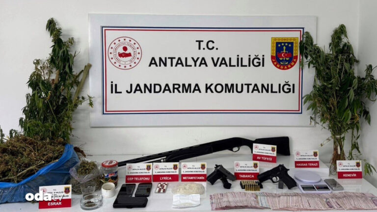 antalyada uyusturucu operasyonu dort gozalti hwxsOBDY
