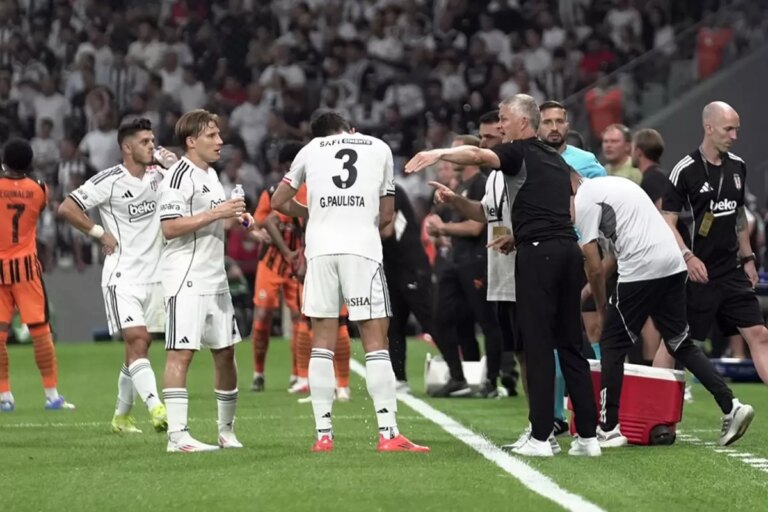 besiktasta st patricks maci oncesi hastalik Upl95DfN