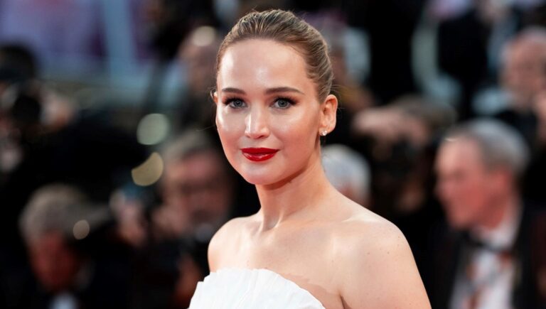 jennifer lawrencea san sebastian film festivalinden odul zznKeOXi