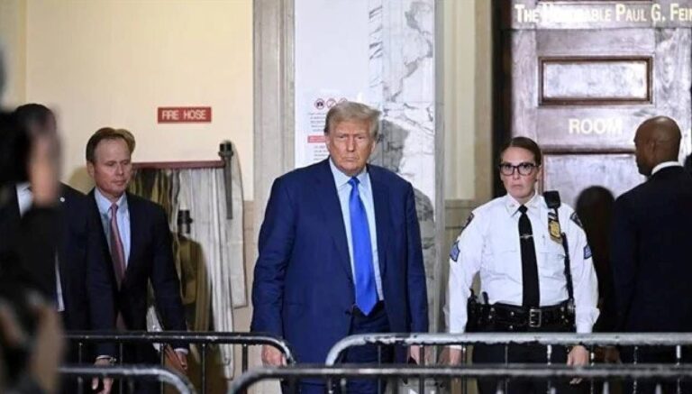 trumpi sorusturan eski savciya siyasi eylem sorusturmasi l88CpCmj