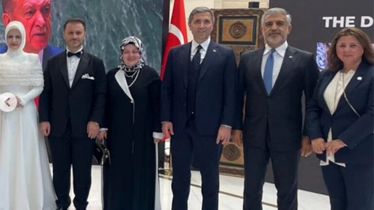 291 milyon dolar harcanan turkevinde dugun var emekliye odenek yok W14HIkpW