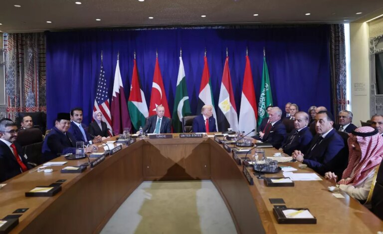 cumhurbaskani erdogan abd baskani trump ile gazze konulu bolgesel toplantiya katildi zn99n4RR