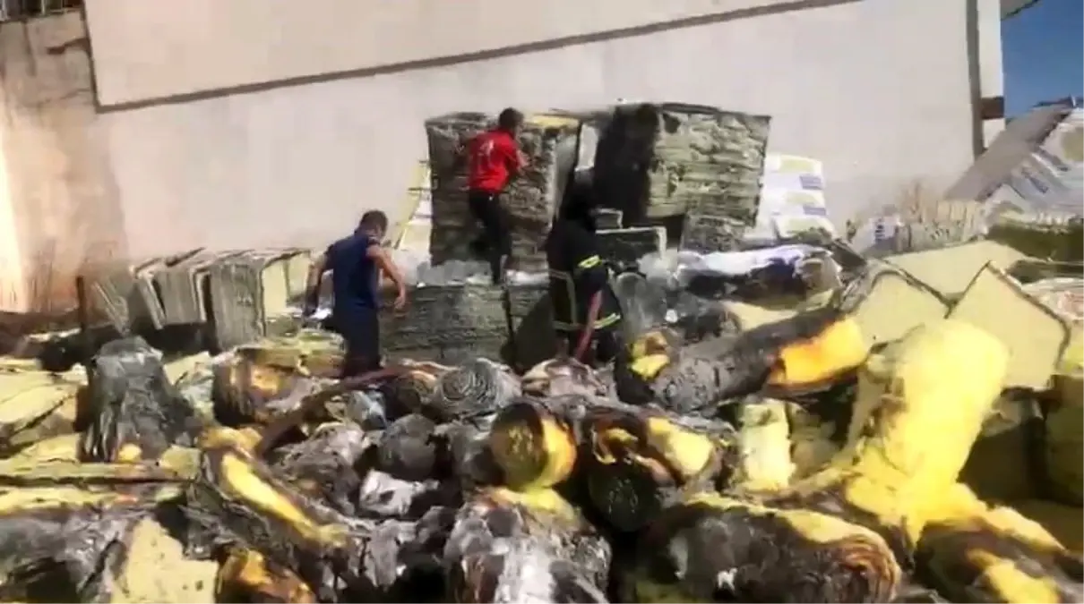 elazigda depoda yangin ie441MC5