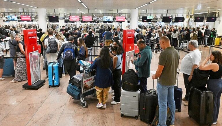 havalimanlarinda siber saldiri kaosu suruyor arkasindan fidye yazilimi cikti BLu6Qupy