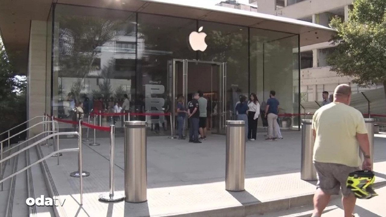 yeni iphonea ilgi dusuk kaldi 4sKWj4t3