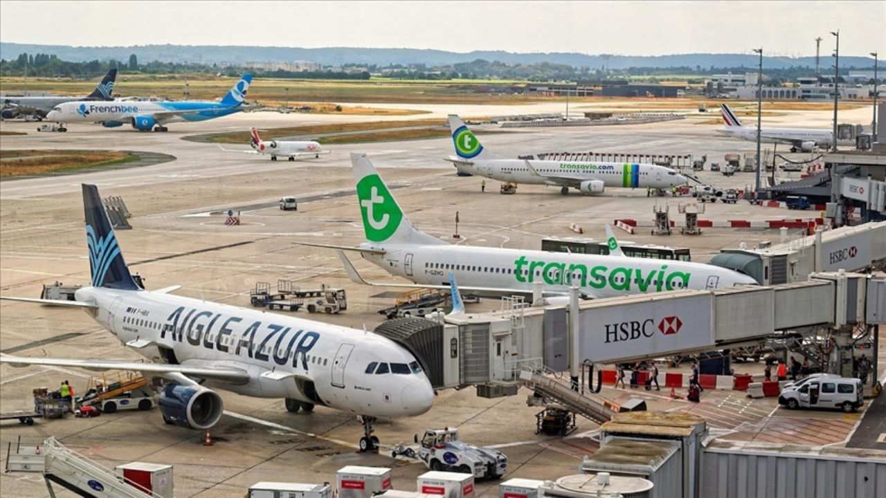 ucaklar yerde kaldi milyarlarca dolar zarar aciklamasi HpyOj8rX.webp