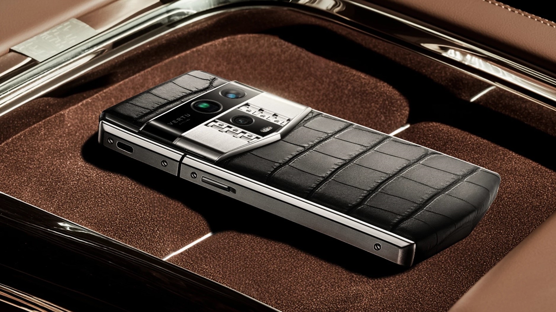 uzanlarin sahibi oldugu vertu yapay zek ile luksu birlestirdi vertu agent q Li2TSOzA.jpg