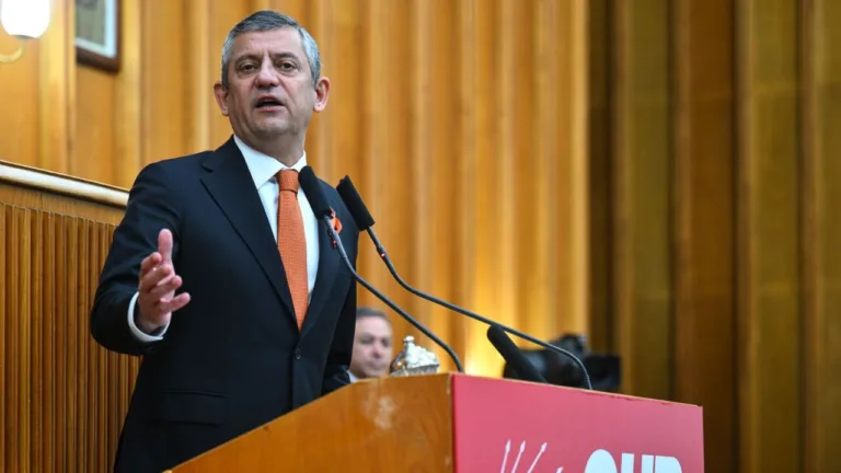 chp lideri ozelden bahceliye demirtas yaniti cok hayirli bir demec ex7lf3Ou.webp