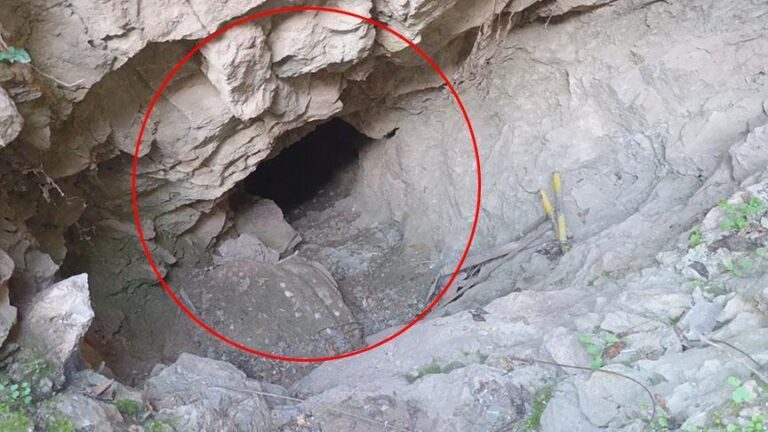 ferhat dagina soke eden detay tepeden iceriye dogru 15 metre WjvGCx3V.jpg