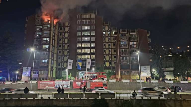 huzurevinde yangin felaketi 10 kisi hayatini kaybetti 20 kisi yaralandi erPcgU74.png