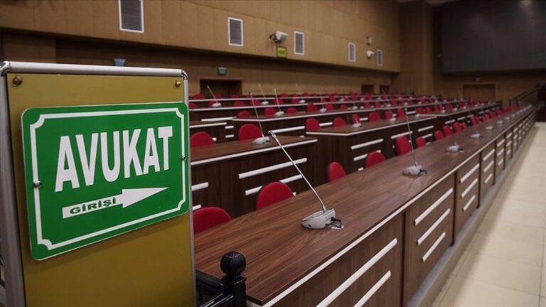 avukatlarla-ilgili-yeni-duzenlemeler-zQkq9ObB.jpg
