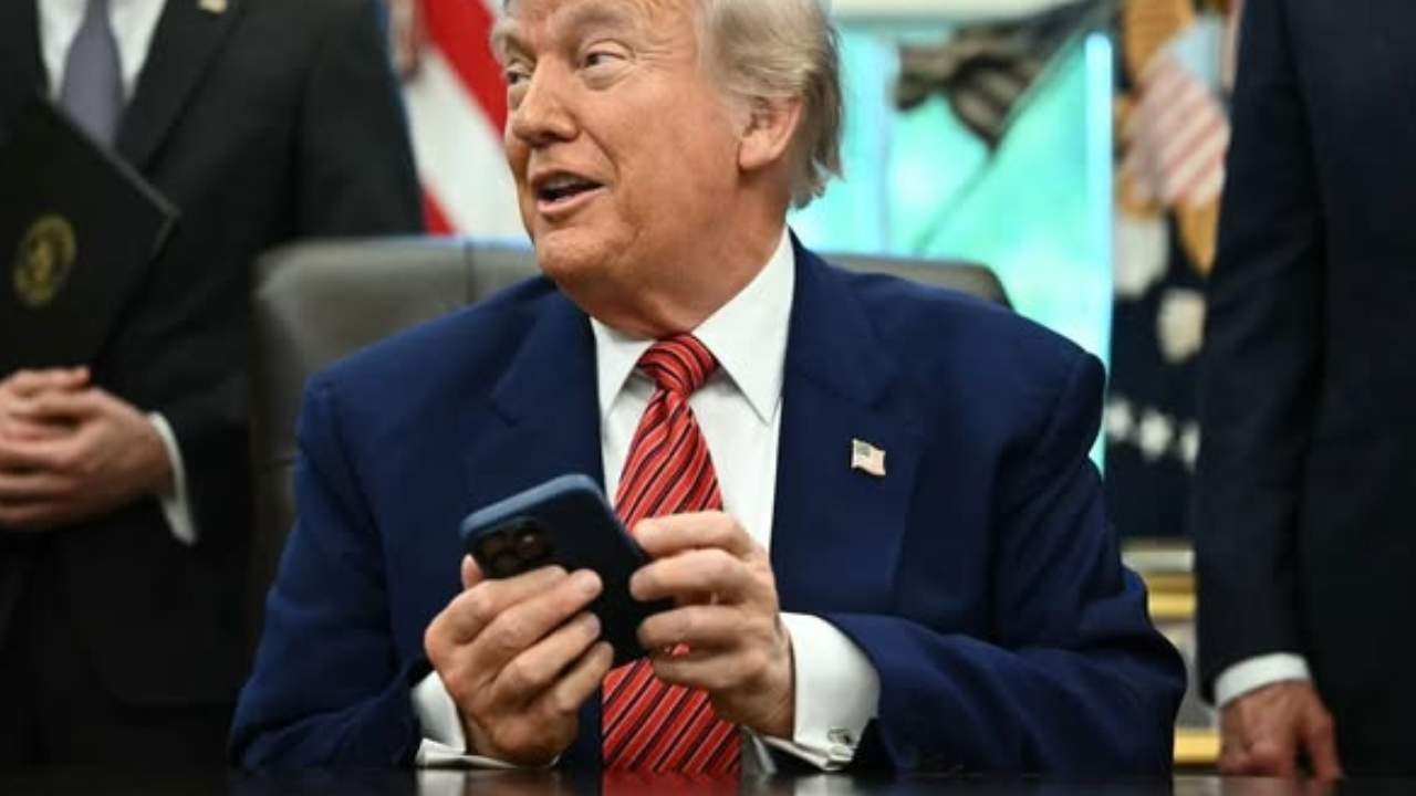 Akıllı Telefon Fiyatlarına Şok Zam: Yüzde 40 Artış Bekleniyor!