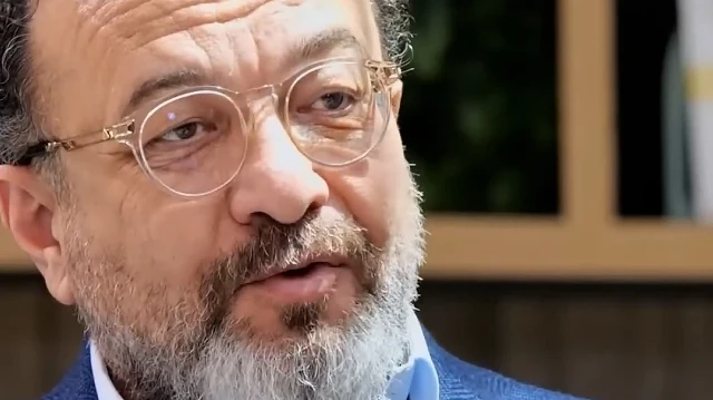Hazır Meyve Sularında Gizli Alkol Tehlikesi: Ümit Aktaş Uyardı