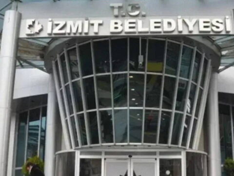 Son dakika izmit belediyesine operasyon belediye baskani ve cok sayida kisiye gozalti 2Mk8s5Hf